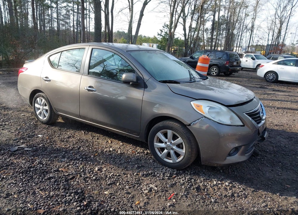 2013 NISSAN VERSA 1.6 SL VIN: 3N1CN7AP3DL890444