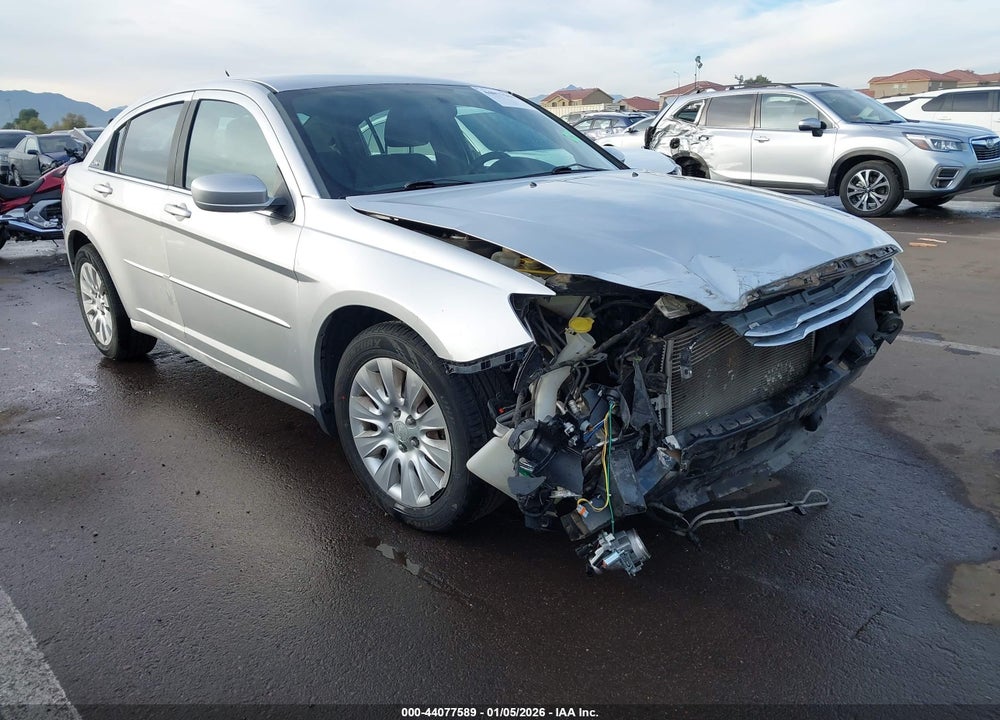 2012 CHRYSLER 200 LX VIN: 1C3CCBAB1CN203037