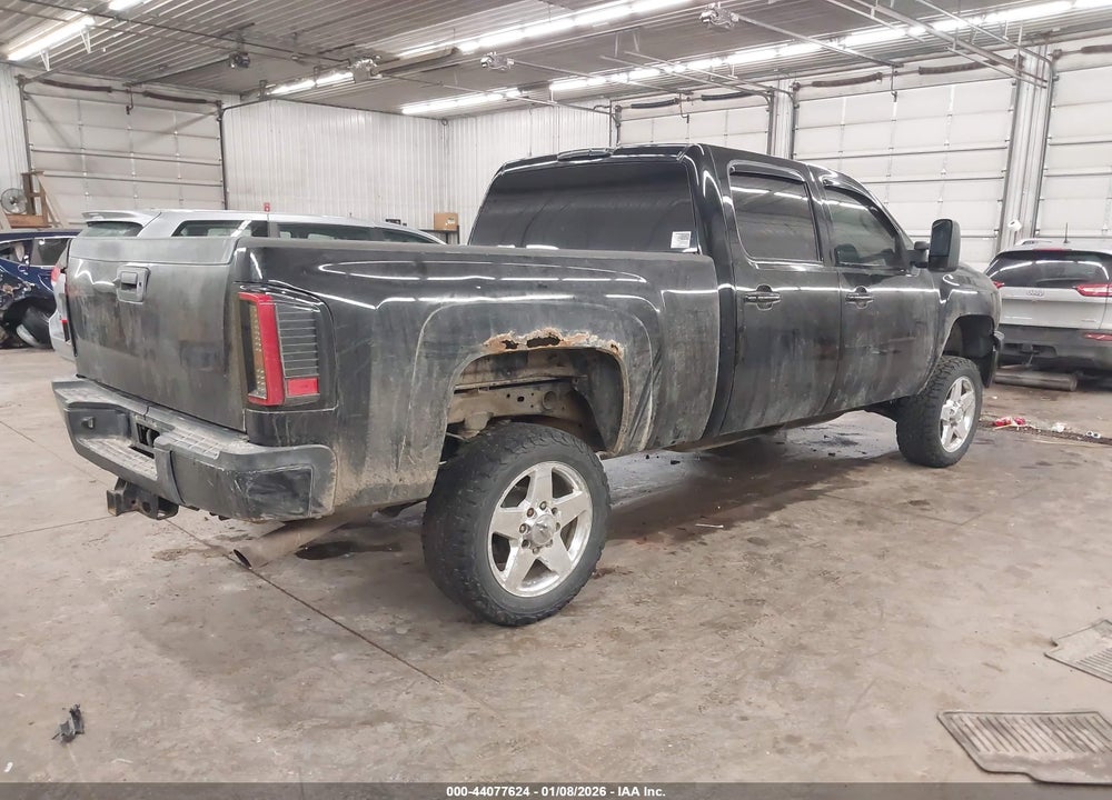 2014 CHEVROLET SILVERADO 2500HD LTZ VIN: 1GC1KYEG8EF172476