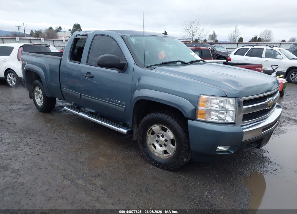 2011 CHEVROLET SILVERADO 1500 LT VIN: 1GCRKSE30BZ454926