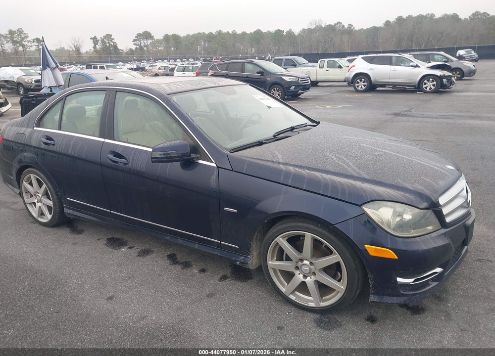 2012 MERCEDES-BENZ C 250 LUXURY/SPORT VIN: WDDGF4HB1CA620192