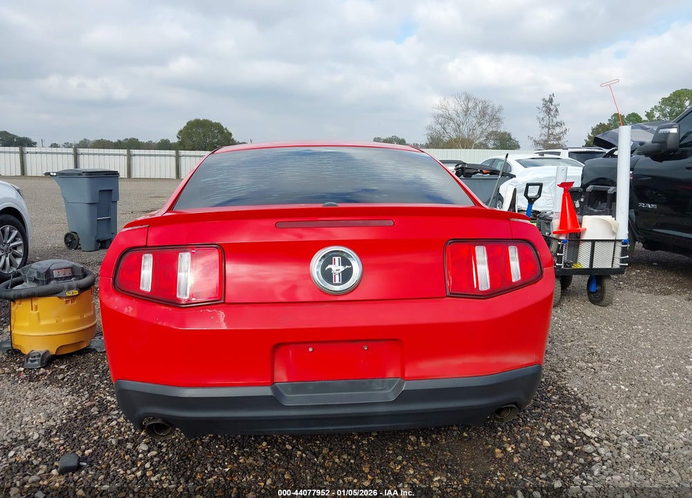 2011 FORD MUSTANG V6 PREMIUM VIN: 1ZVBP8AM6B5122305