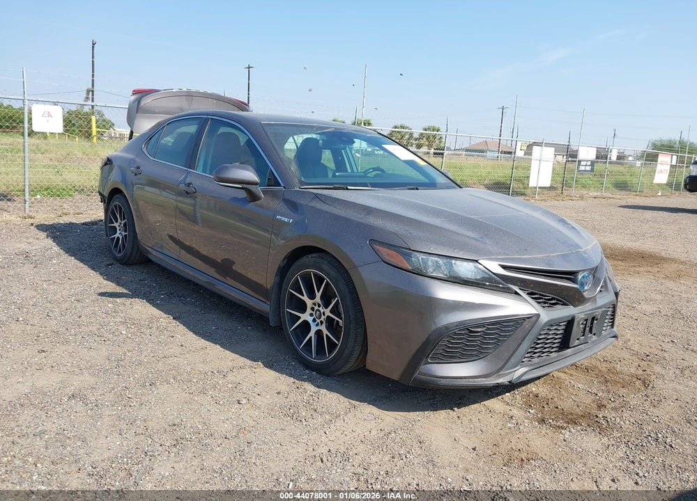 2021 TOYOTA CAMRY SE HYBRID VIN: 4T1S31AK1MU564627