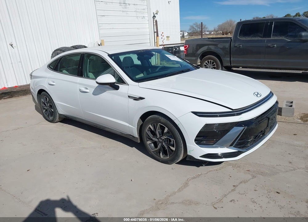 2024 HYUNDAI SONATA SEL VIN: KMHL64JA7RA385666