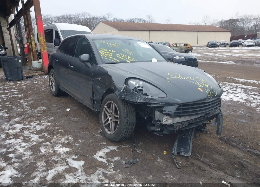 2021 PORSCHE MACAN VIN: WP1AA2A56MLB08584