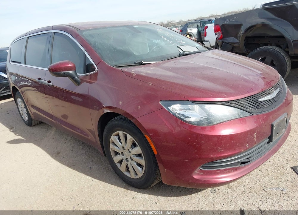 2018 CHRYSLER PACIFICA L VIN: 2C4RC1AG5JR315786