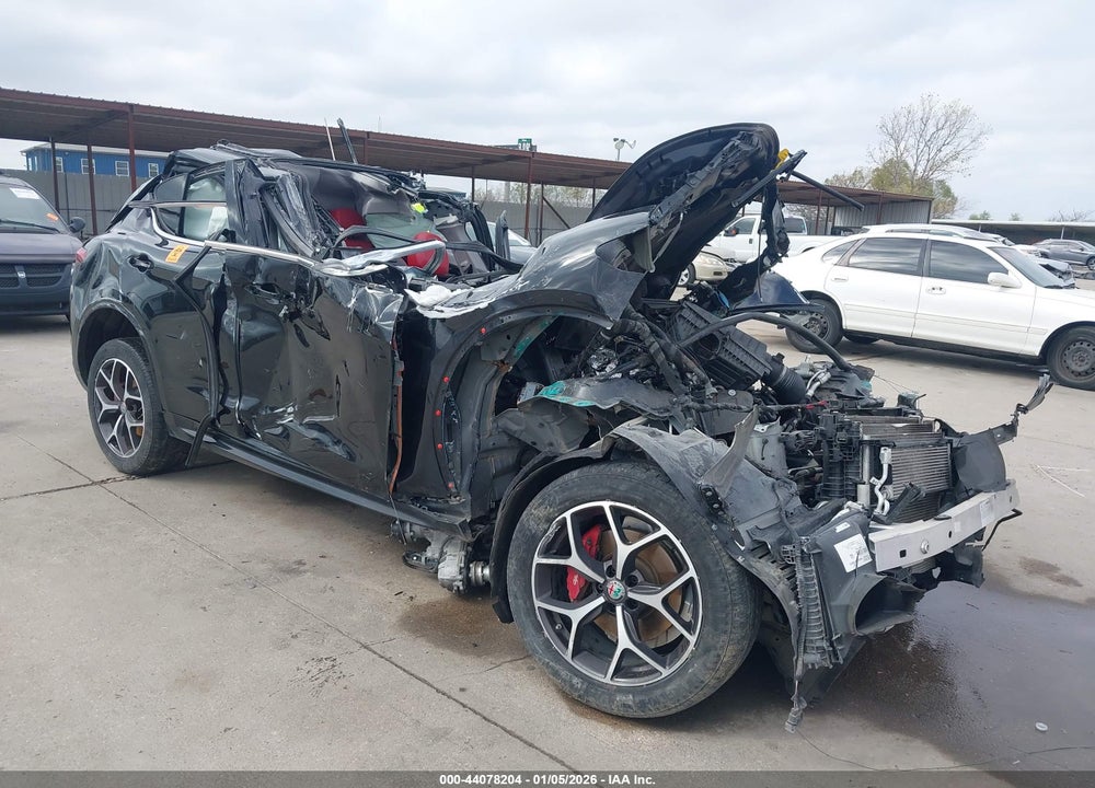 2021 ALFA ROMEO STELVIO TI AWD VIN: ZASPAKBN3M7D20000