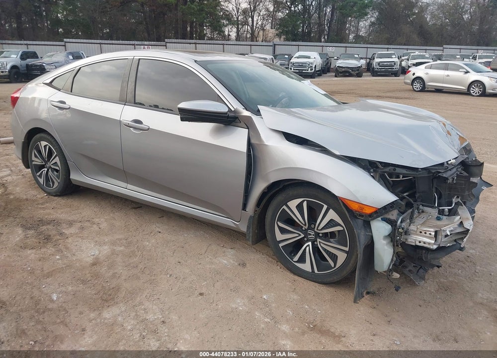 2018 HONDA CIVIC EX-L VIN: JHMFC1F79JX010013