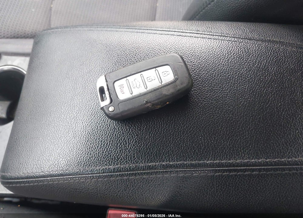 2012 HYUNDAI SONATA SE VIN: 5NPEC4AC4CH337176
