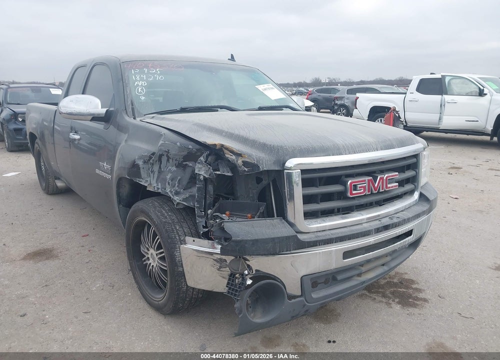 2011 GMC SIERRA 1500 SLE VIN: 1GTR1VE07BZ161941