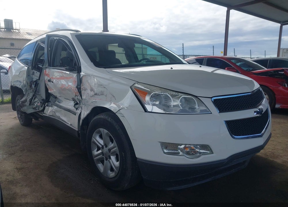 2011 CHEVROLET TRAVERSE LS VIN: 1GNKRFED9BJ381459