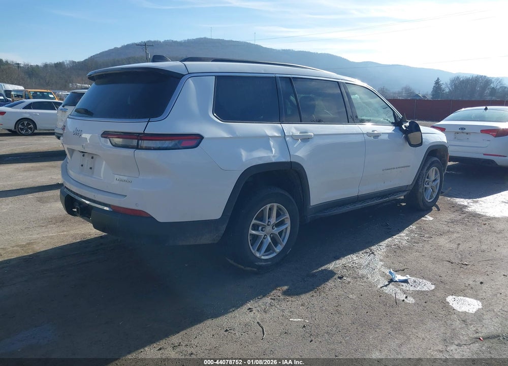2024 JEEP GRAND CHEROKEE L LAREDO X 4X4 VIN: 1C4RJKAG3R8583271