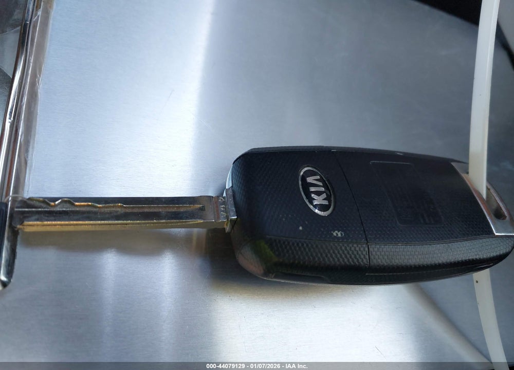 2016 KIA SOUL VIN: KNDJN2A25G7874007