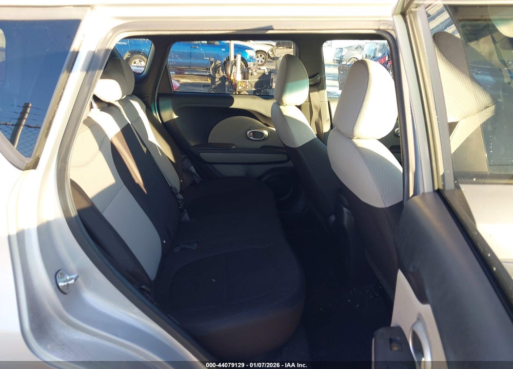 2016 KIA SOUL VIN: KNDJN2A25G7874007