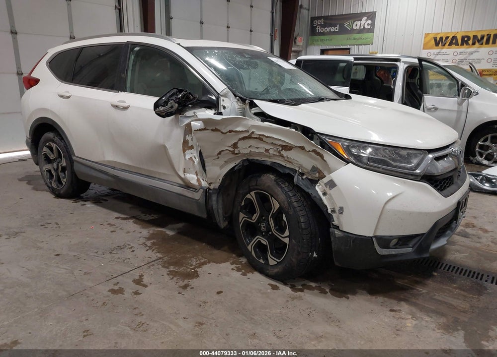 2017 HONDA CR-V TOURING VIN: 2HKRW2H97HH602882