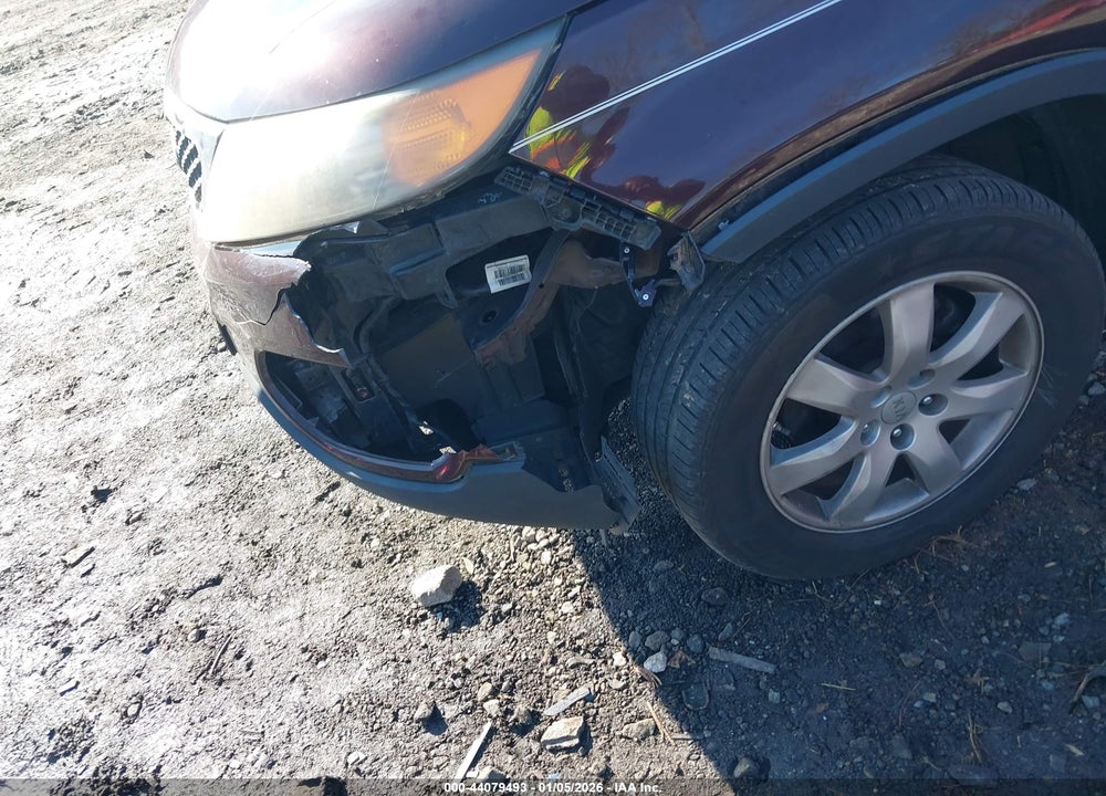 2012 KIA SORENTO LX VIN: 5XYKT3A63CG240114