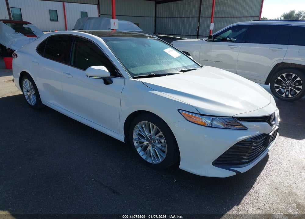 2020 TOYOTA CAMRY XLE VIN: 4T1F11AK7LU973415