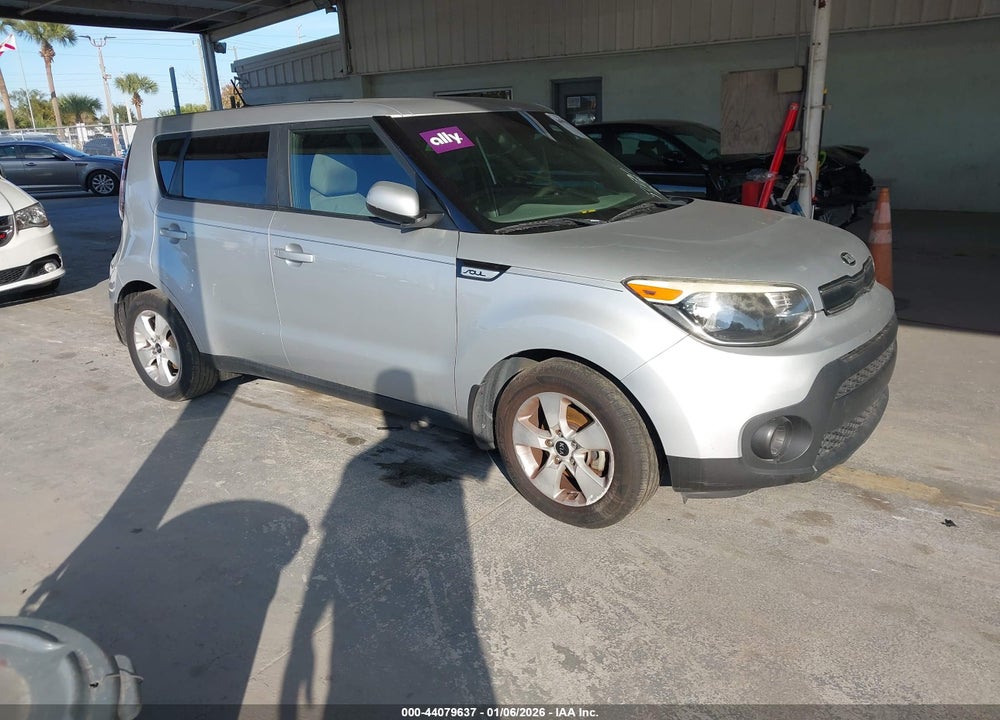 2018 KIA SOUL VIN: KNDJN2A28J7507111