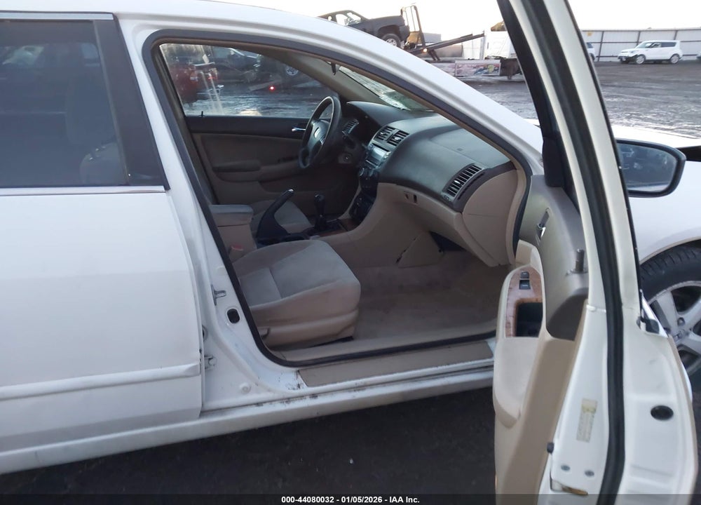 2003 HONDA ACCORD 2.4 EX/EX VIN: JHMCM55663C016426
