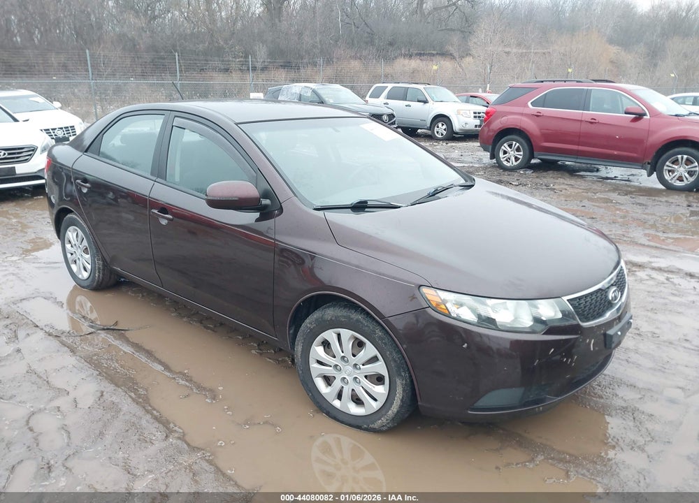 2011 KIA FORTE EX VIN: KNAFU4A28B5455025