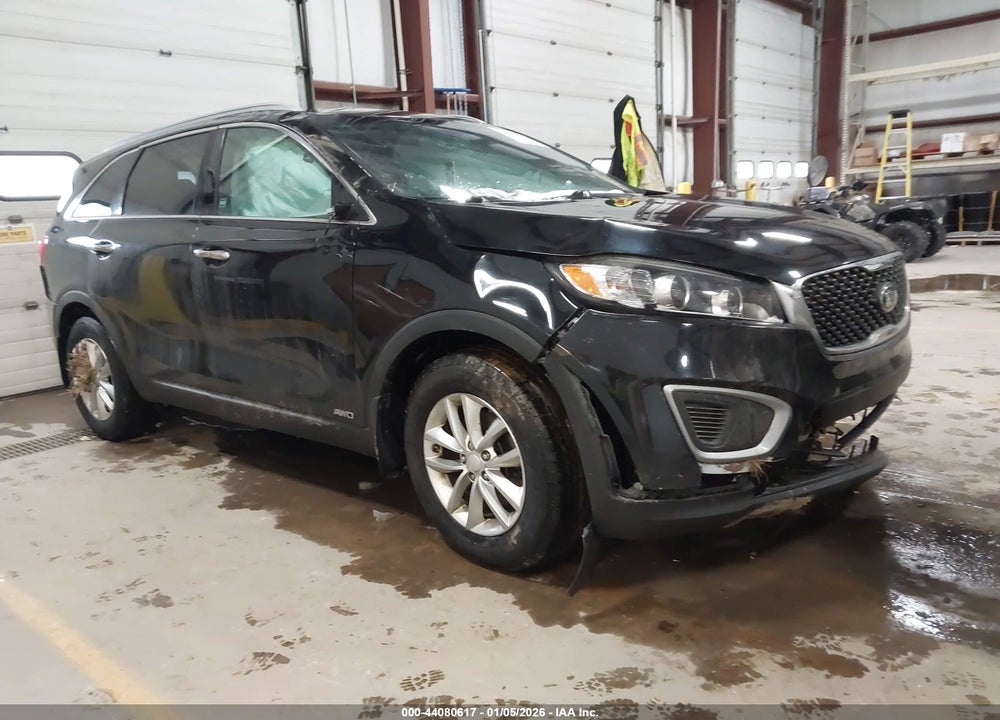 2016 KIA SORENTO 2.4L LX VIN: 5XYPGDA38GG091727
