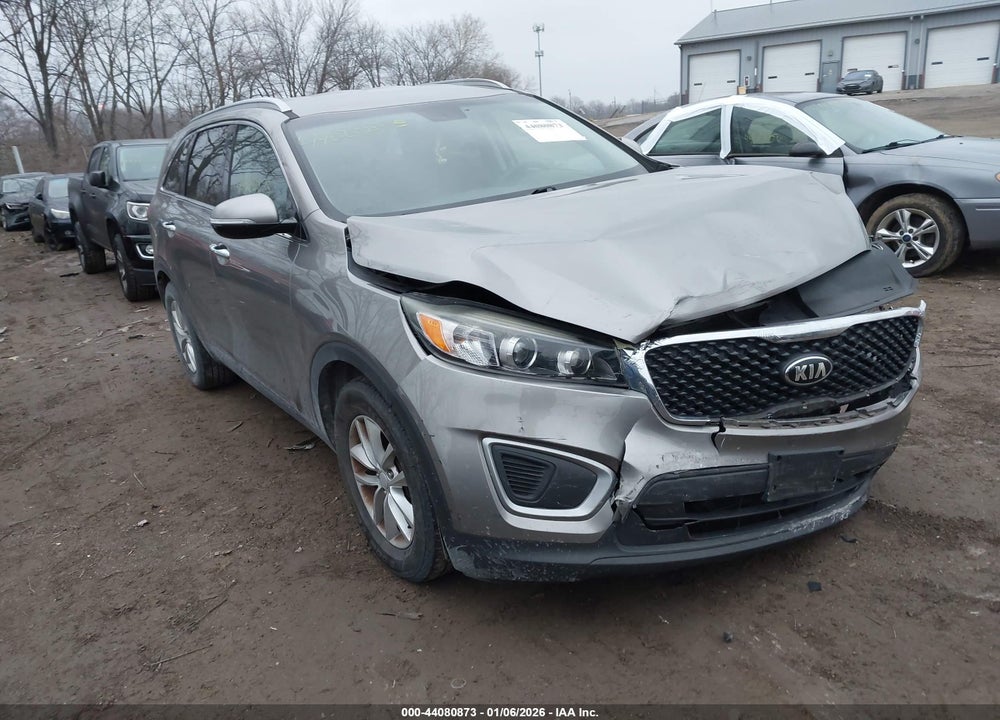 2017 KIA SORENTO 3.3L LX VIN: 5XYPG4A54HG218377