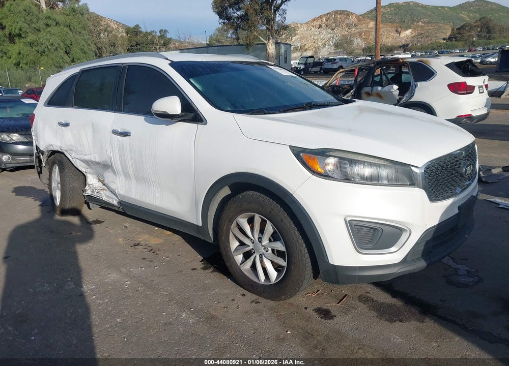 2017 KIA SORENTO 2.4L LX VIN: 5XYPG4A32HG254535