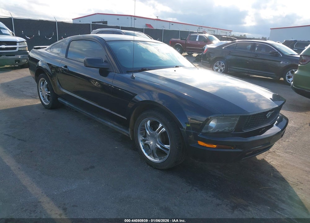 2007 FORD MUSTANG V6 DELUXE/V6 PREMIUM VIN: 1ZVFT80N175321910