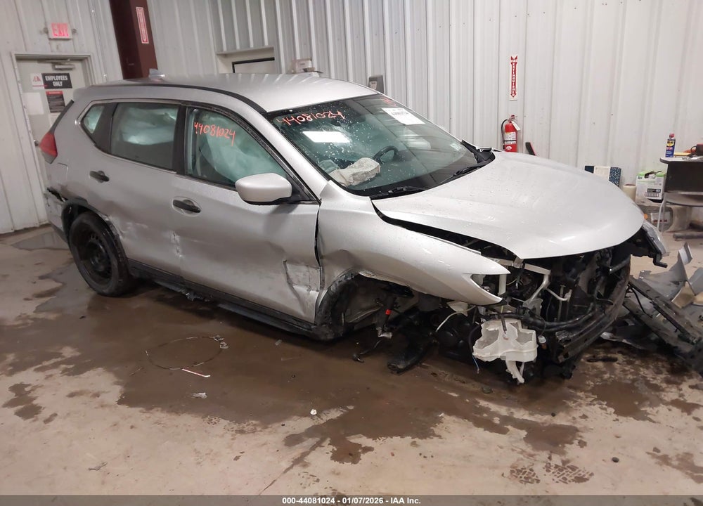 2017 NISSAN ROGUE S VIN: KNMAT2MV7HP501046