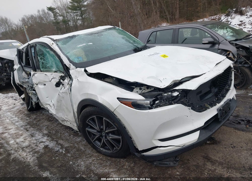 2018 MAZDA CX-5 TOURING VIN: JM3KFBCM3J0309827