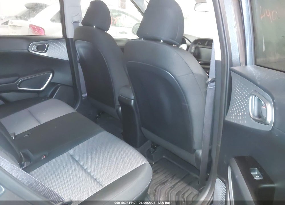 2023 KIA SOUL LX VIN: KNDJ23AU4P7189657