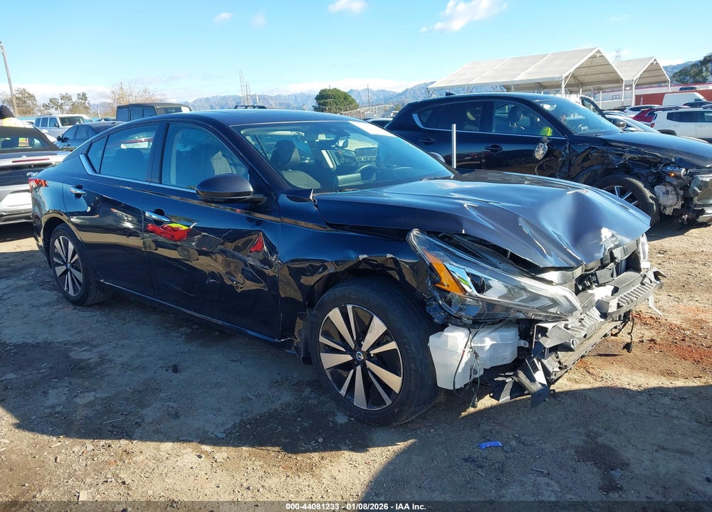 2022 NISSAN ALTIMA SV FWD VIN: 1N4BL4DV3NN361543