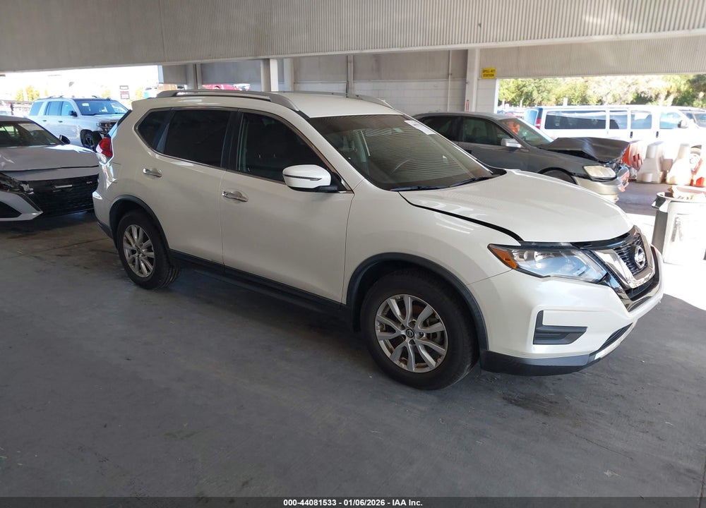 2017 NISSAN ROGUE SV VIN: KNMAT2MT0HP502862
