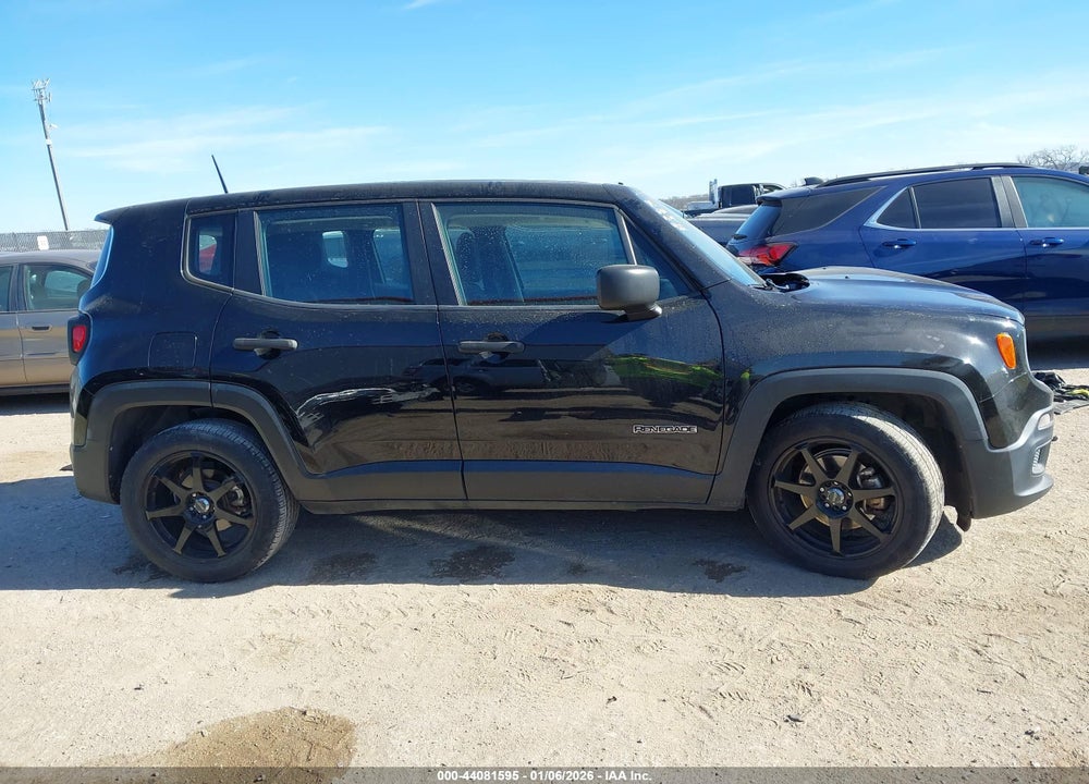 2015 JEEP RENEGADE SPORT VIN: ZACCJAAT8FPB94322
