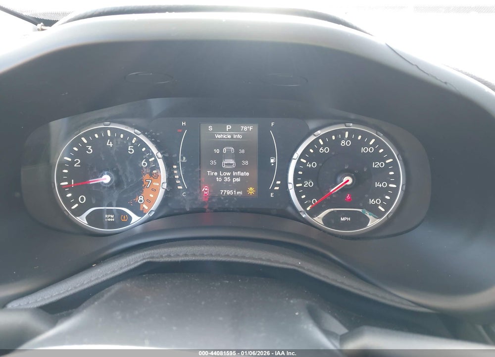 2015 JEEP RENEGADE SPORT VIN: ZACCJAAT8FPB94322