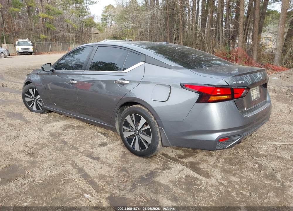 2021 NISSAN ALTIMA SV FWD VIN: 1N4BL4DV8MN384427