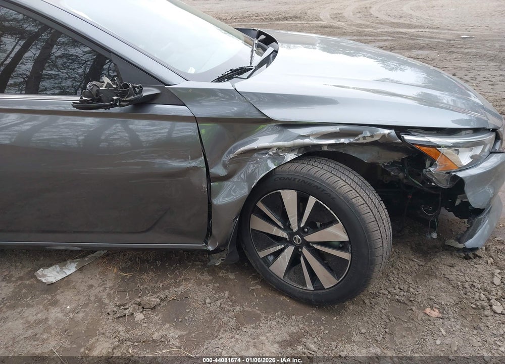2021 NISSAN ALTIMA SV FWD VIN: 1N4BL4DV8MN384427