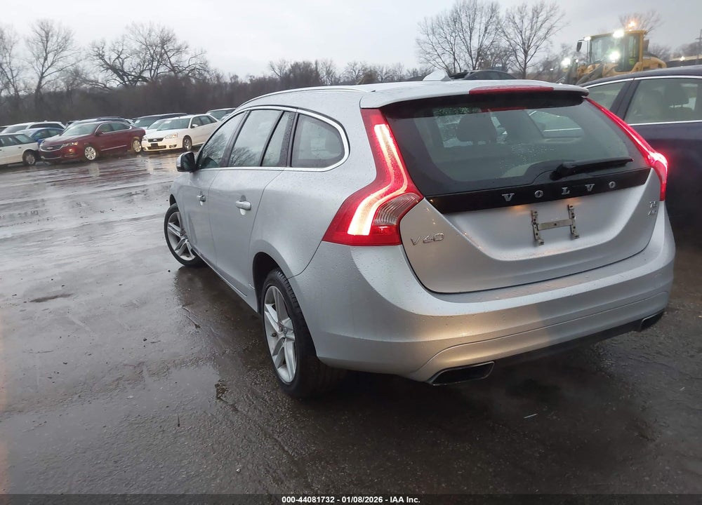 2015 VOLVO V60 T5 PREMIER VIN: YV1612SB4F1193669