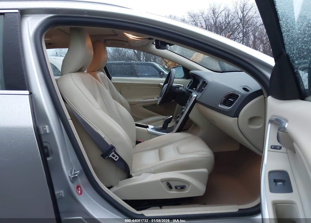 2015 VOLVO V60 T5 PREMIER VIN: YV1612SB4F1193669
