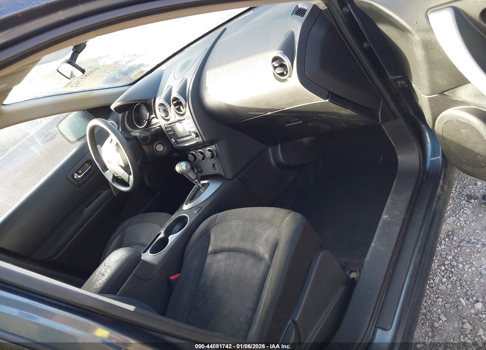 2015 NISSAN ROGUE SELECT S VIN: JN8AS5MV4FW769676