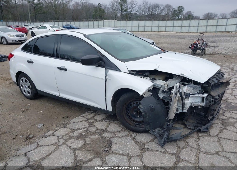 2016 FORD FOCUS S VIN: 1FADP3E28GL380065