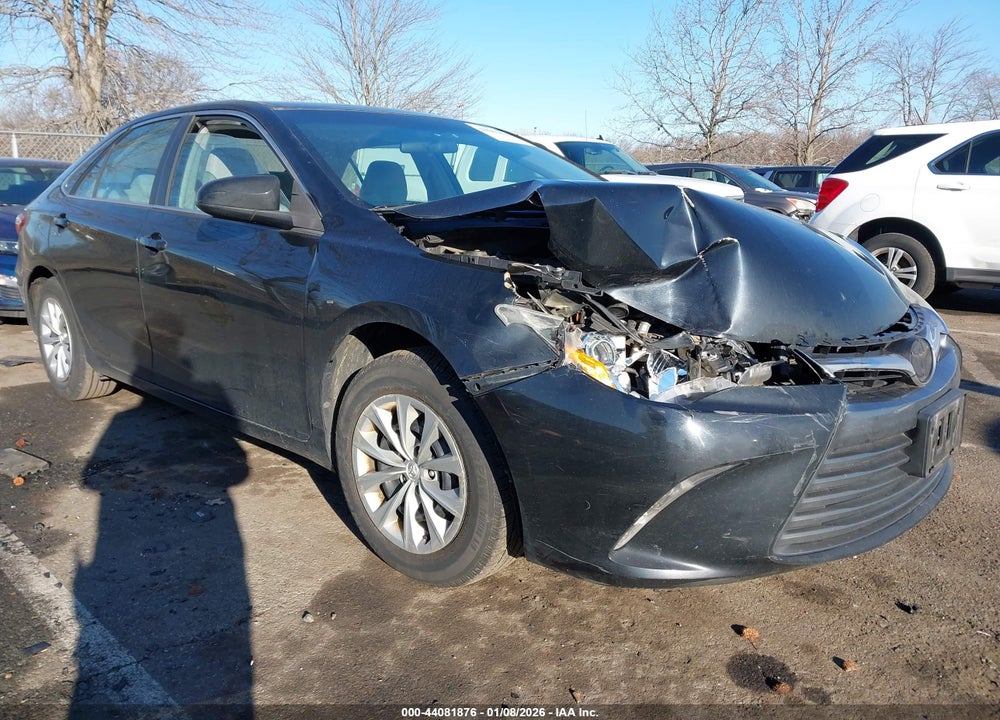 2017 TOYOTA CAMRY LE VIN: 4T1BF1FK2HU690954