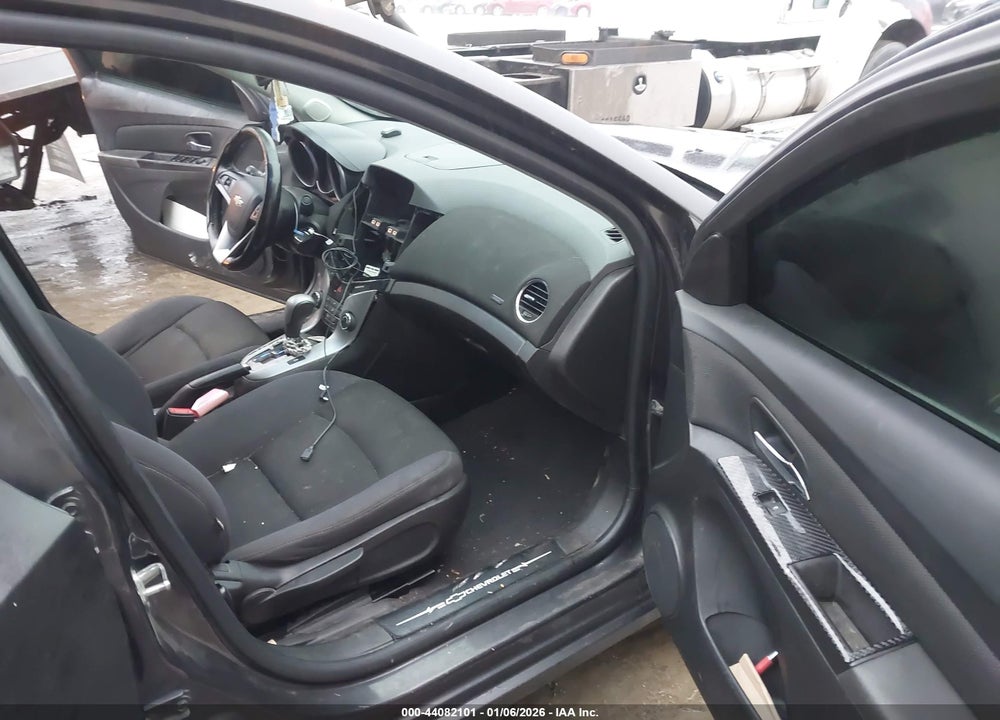 2014 CHEVROLET CRUZE 1LT AUTO VIN: 1G1PC5SB3E7476574