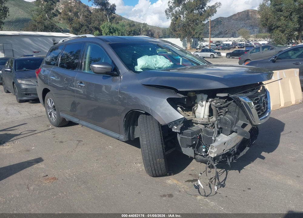 2019 NISSAN PATHFINDER SV VIN: 5N1DR2MN0KC644670