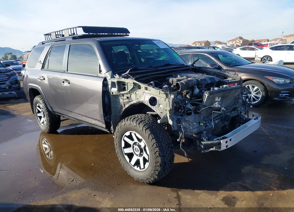 2019 TOYOTA 4RUNNER TRD OFF ROAD VIN: JTEBU5JR1K5679785