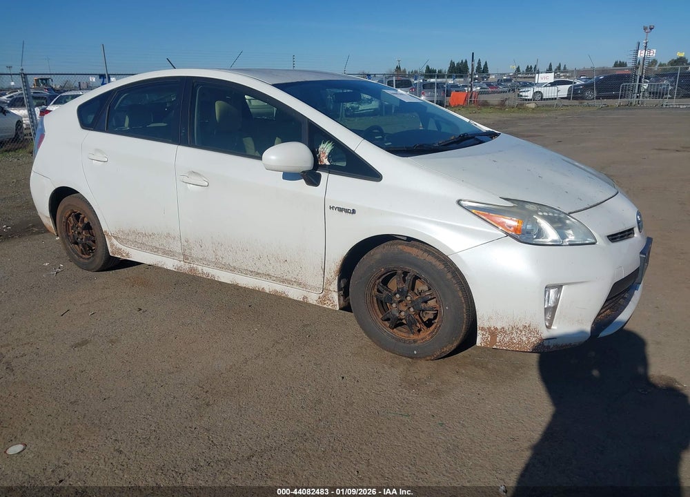 2014 TOYOTA PRIUS TWO VIN: JTDKN3DUXE1766246