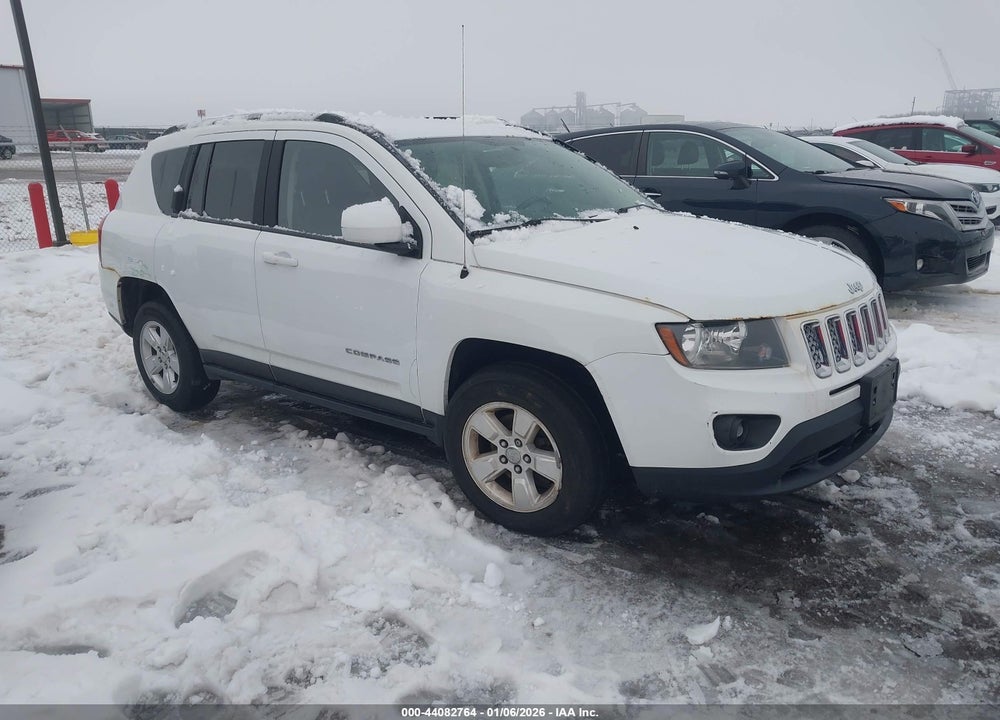 2016 JEEP COMPASS LATITUDE VIN: 1C4NJCEA9GD619897