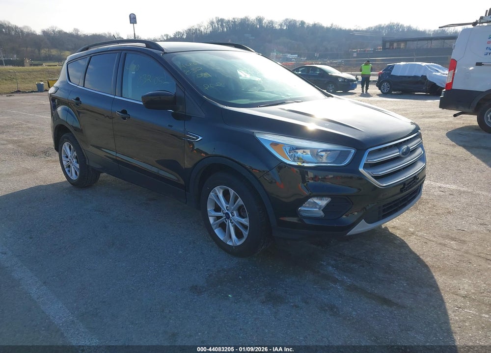 2018 FORD ESCAPE SE VIN: 1FMCU0GD8JUB09189