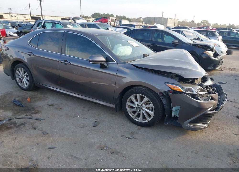 2024 TOYOTA CAMRY LE VIN: 4T1R11AK8RU889190