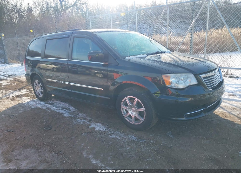 2013 CHRYSLER TOWN & COUNTRY TOURING VIN: 2C4RC1BG2DR743561